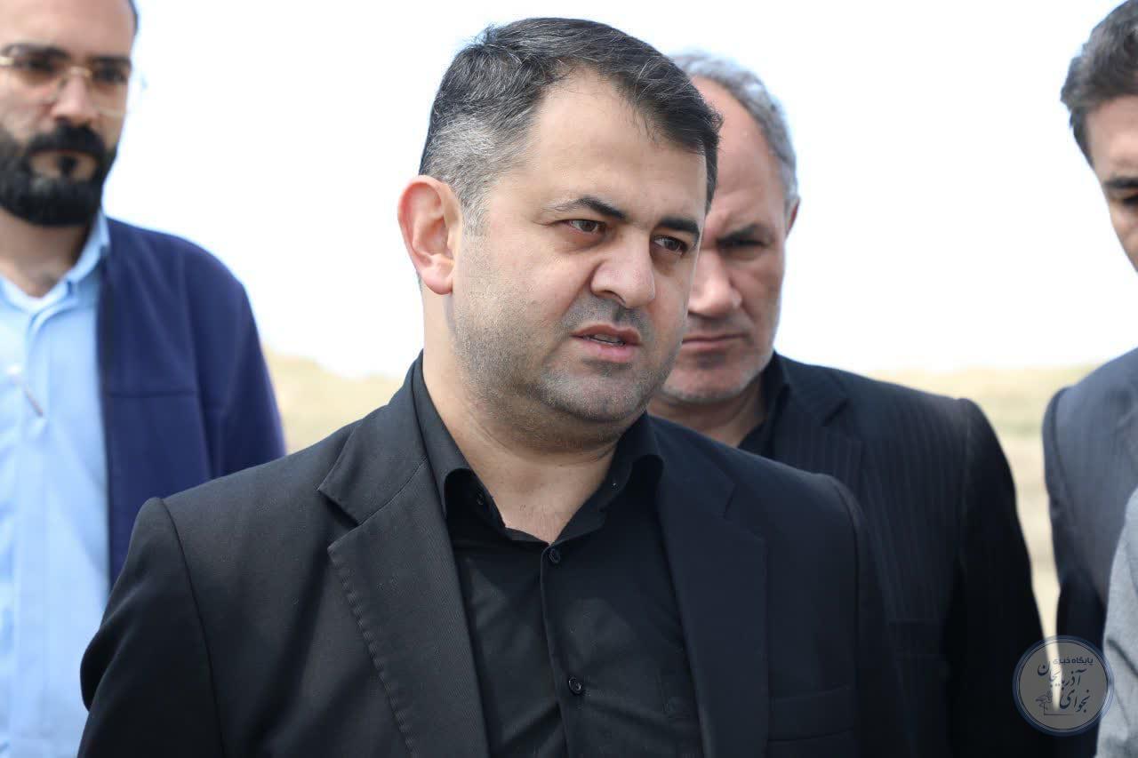 شهردار ارومیه خبر داد: نامگذاری خیابانی در ارومیه به نام رهبر شهید انقلاب و نصب المان در آن