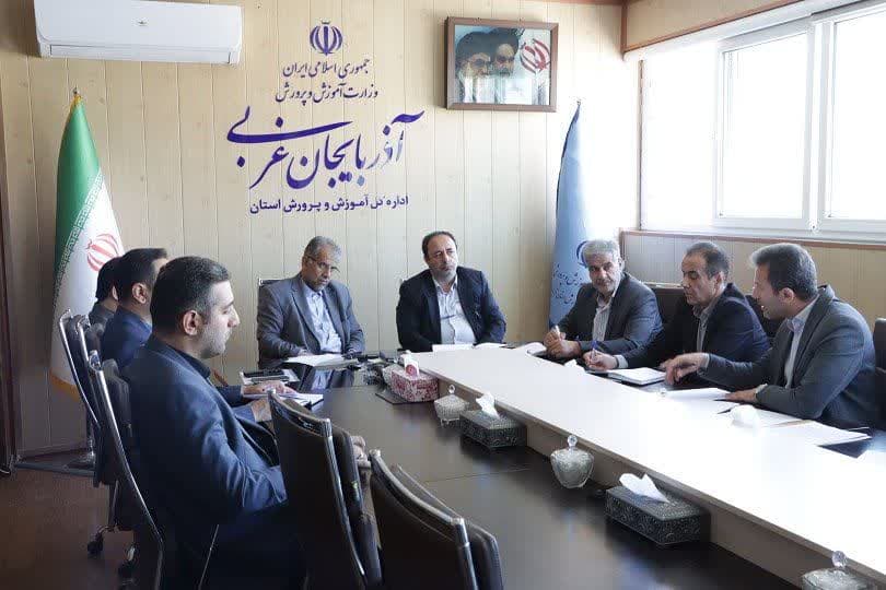 برگزاری اولین جلسه ستاد شاهد استان در سال ۱۴۰۴/ لزوم تقویت پایه علمی و آموزشی دانش آموزان شاهد