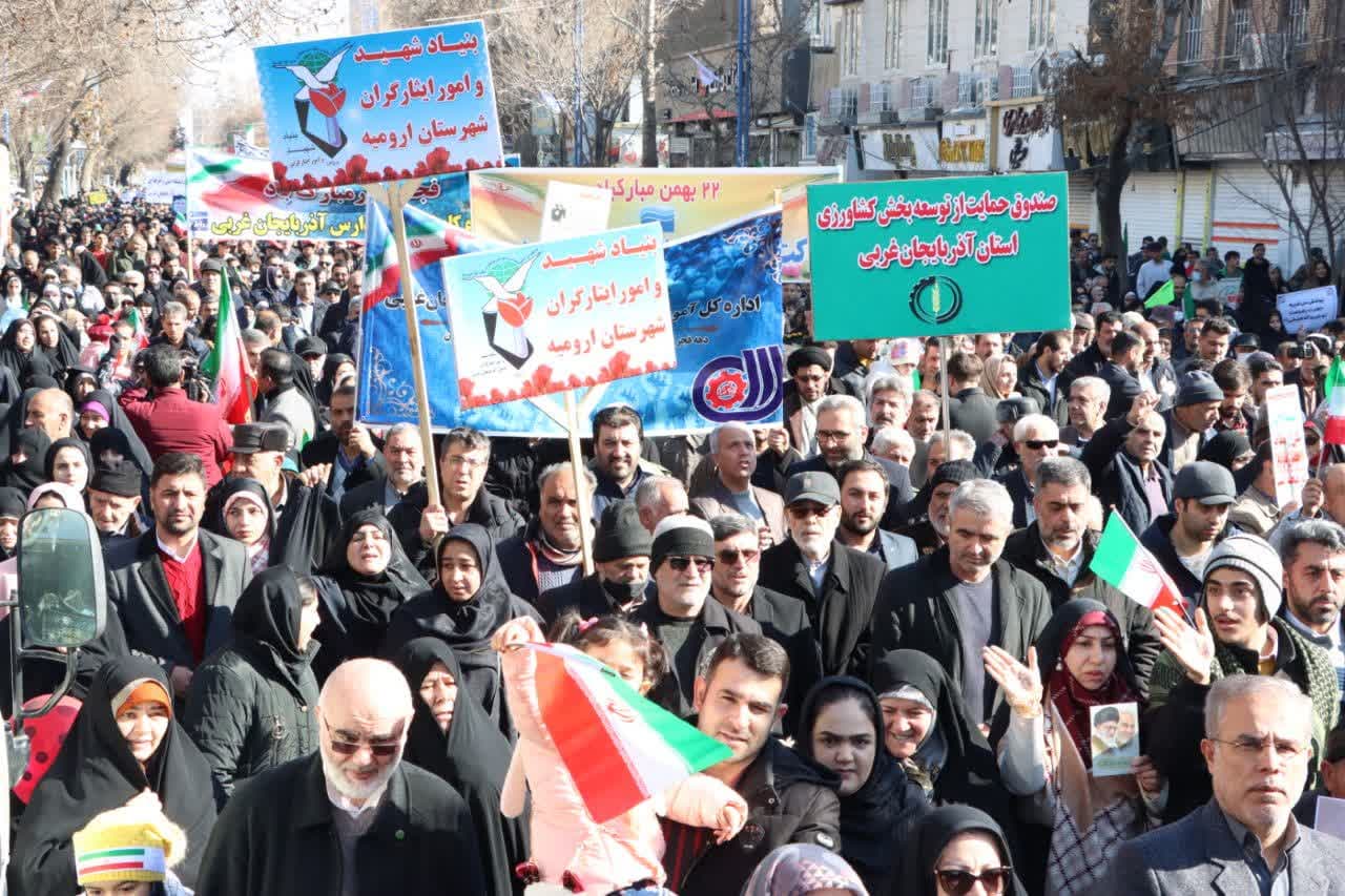 راهپیمایی-باشکوه-22-بهمن-در-ارومیه